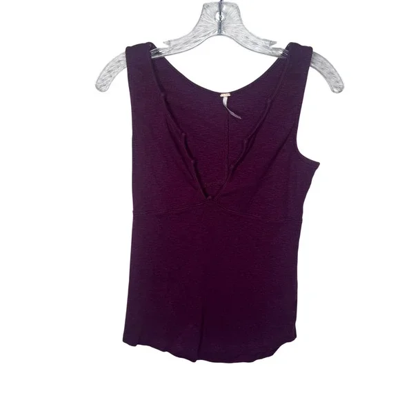 Free People Women Plum Purple Ribbed Notched V-Neck Tank Top Size M OB702137 - Picture 1 of 7